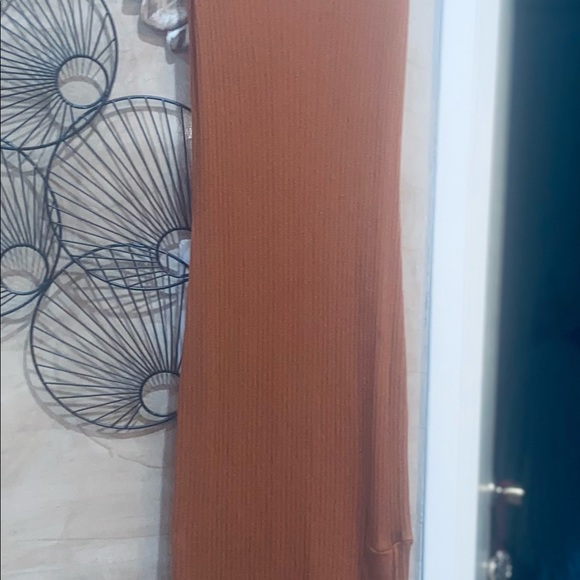 Zara - Picture 4 of 5